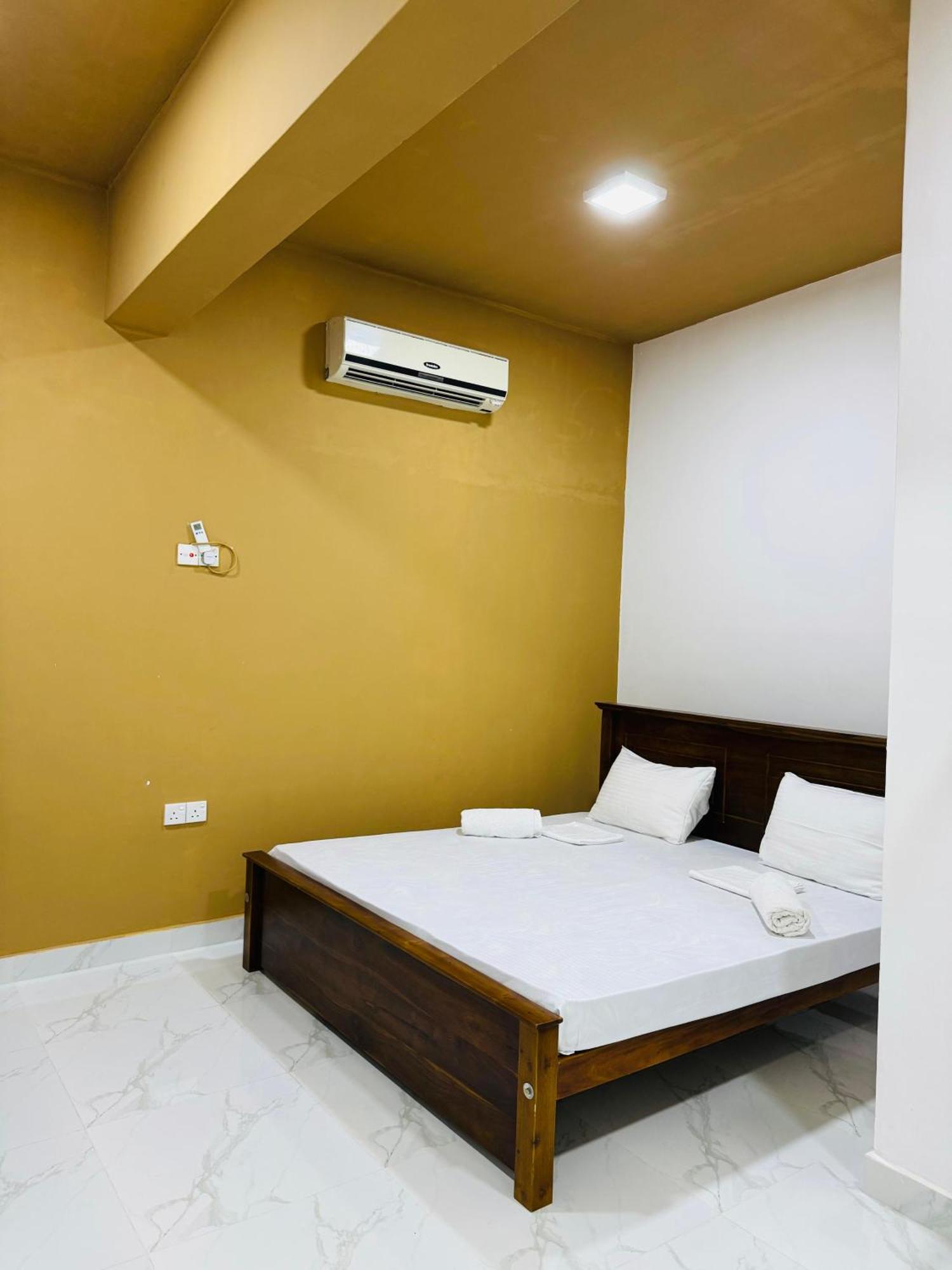 Double Room Private Bathroom
