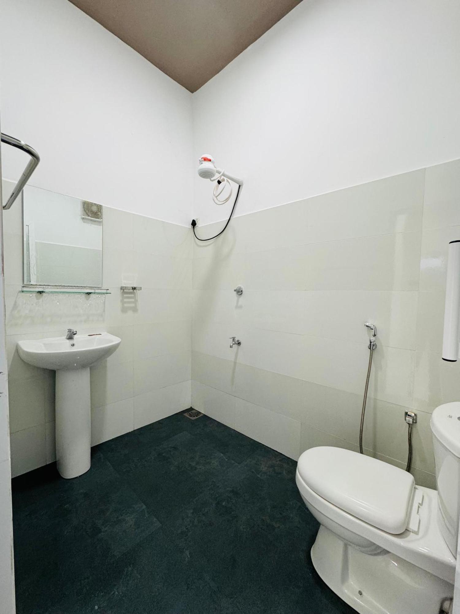 Double Room Private Bathroom